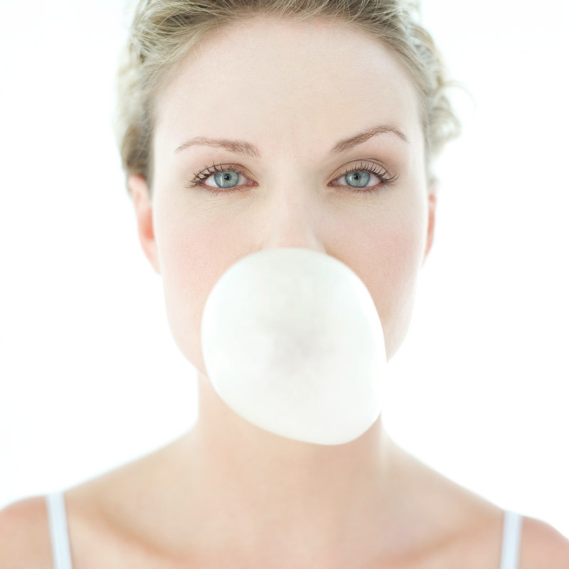 chewing-gum-can-prevent-ear-infections