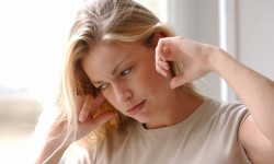tinnitus-symptom